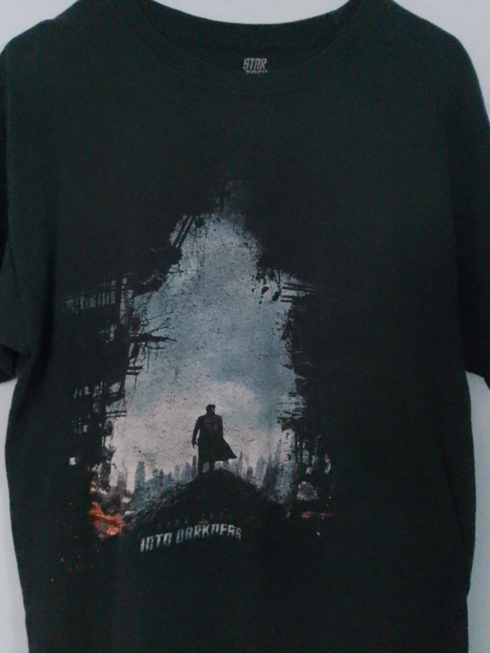 Star Trek: Into Darkness Promotional T-shirt Size